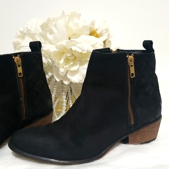Steve Madden 'Nyrvana' Leather Ankle Boots - Picture 3 of 14